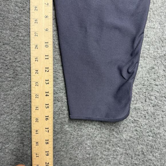 Nike Dri-Fit Cropped Capri Running Pants Women's Small Gray Filament Pocket - Picture 8 of 8